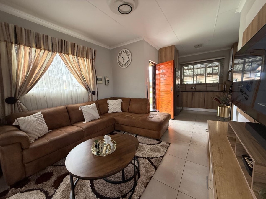 3 Bedroom Property for Sale in Waterval East North West